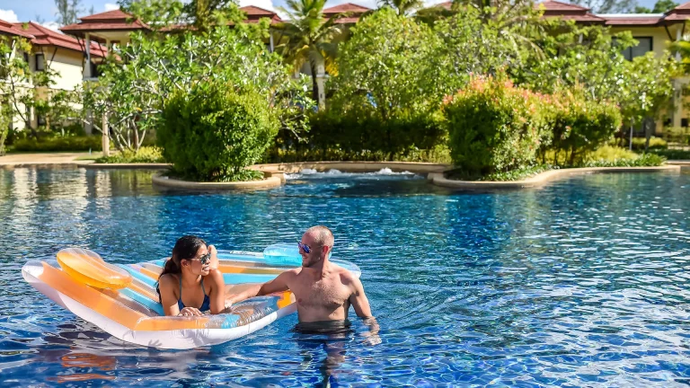 Poolside-paradise-with-loved-one.jpg